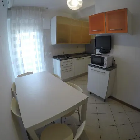 Residence Caorle Apartments - Agenzia Cocal Exterior photo